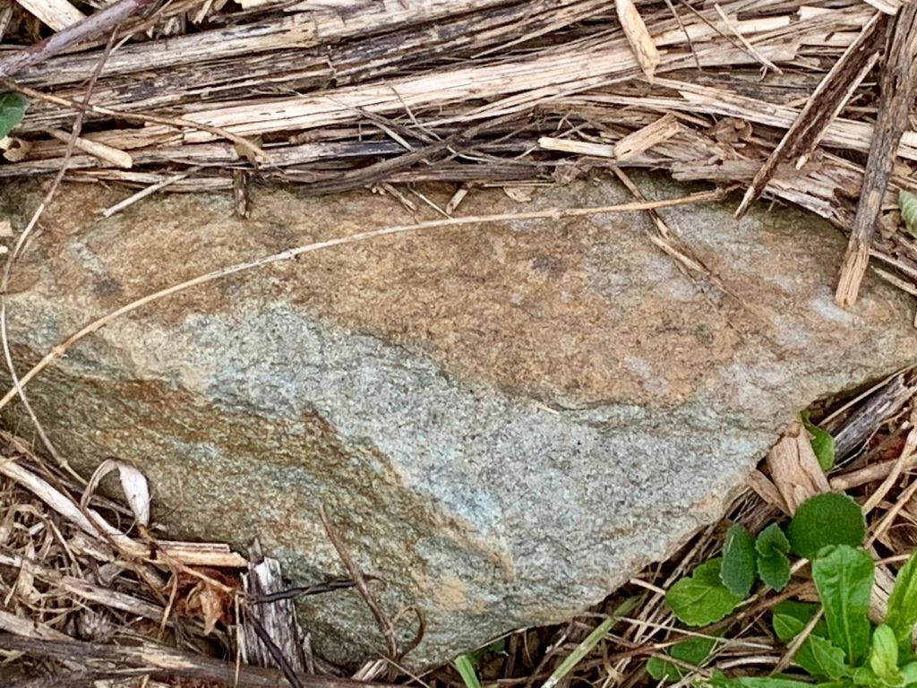 This image has an empty alt attribute; its file name is metagranite-gneiss-1-1024x768.jpg